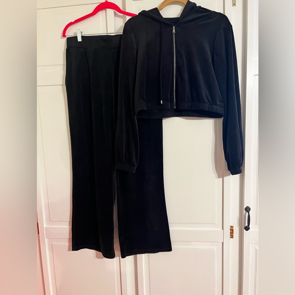 Velvet Crop Jacket and wide leg pants with pockets.